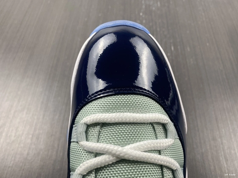 Retro 11 Georgetown 528895-007 - Jordan Low 0417